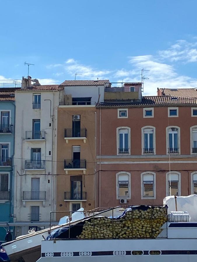Le Petit Bijou Sete, Quatre Appartements Au Centre Ville, Trois Avec Vue Canal Exterior photo