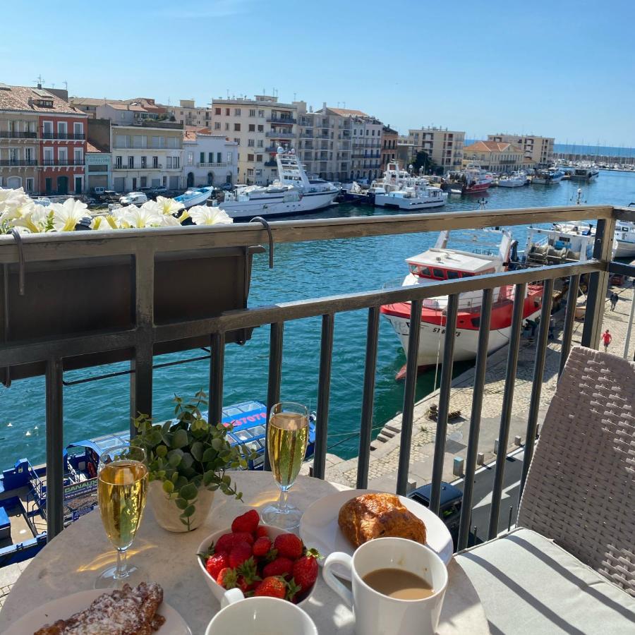 Le Petit Bijou Sete, Quatre Appartements Au Centre Ville, Trois Avec Vue Canal Exterior photo
