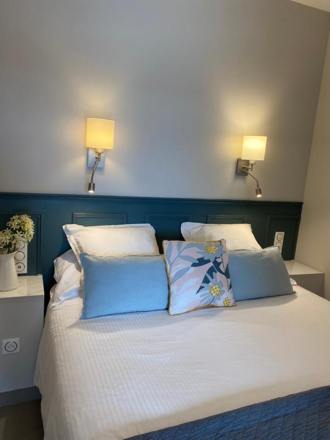 Le Petit Bijou Sete, Quatre Appartements Au Centre Ville, Trois Avec Vue Canal Exterior photo