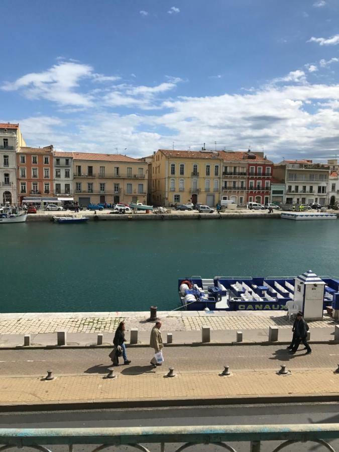 Le Petit Bijou Sete, Quatre Appartements Au Centre Ville, Trois Avec Vue Canal Exterior photo
